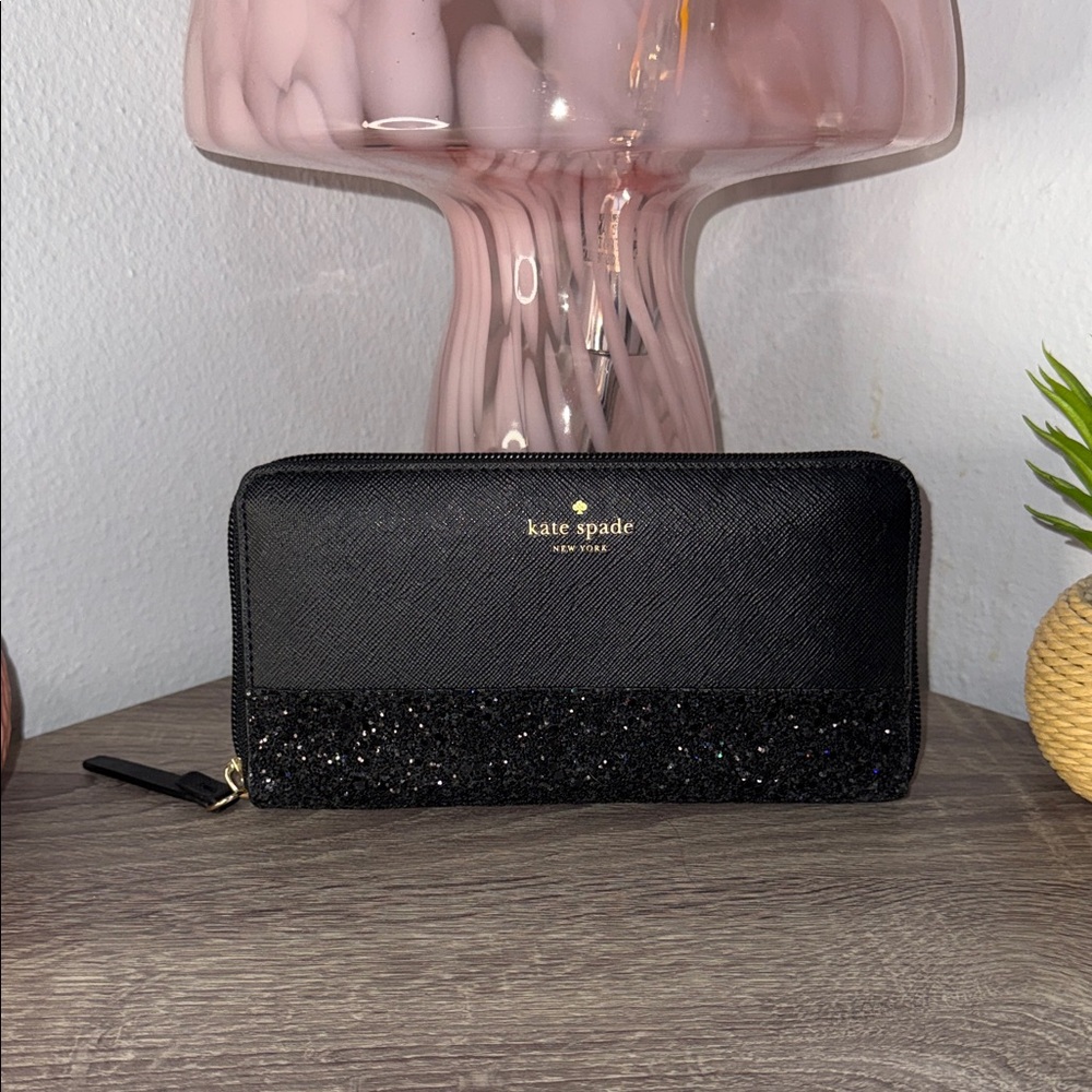 Kate Spade Black Glitter Zip Wallet - Picture 1 of 16